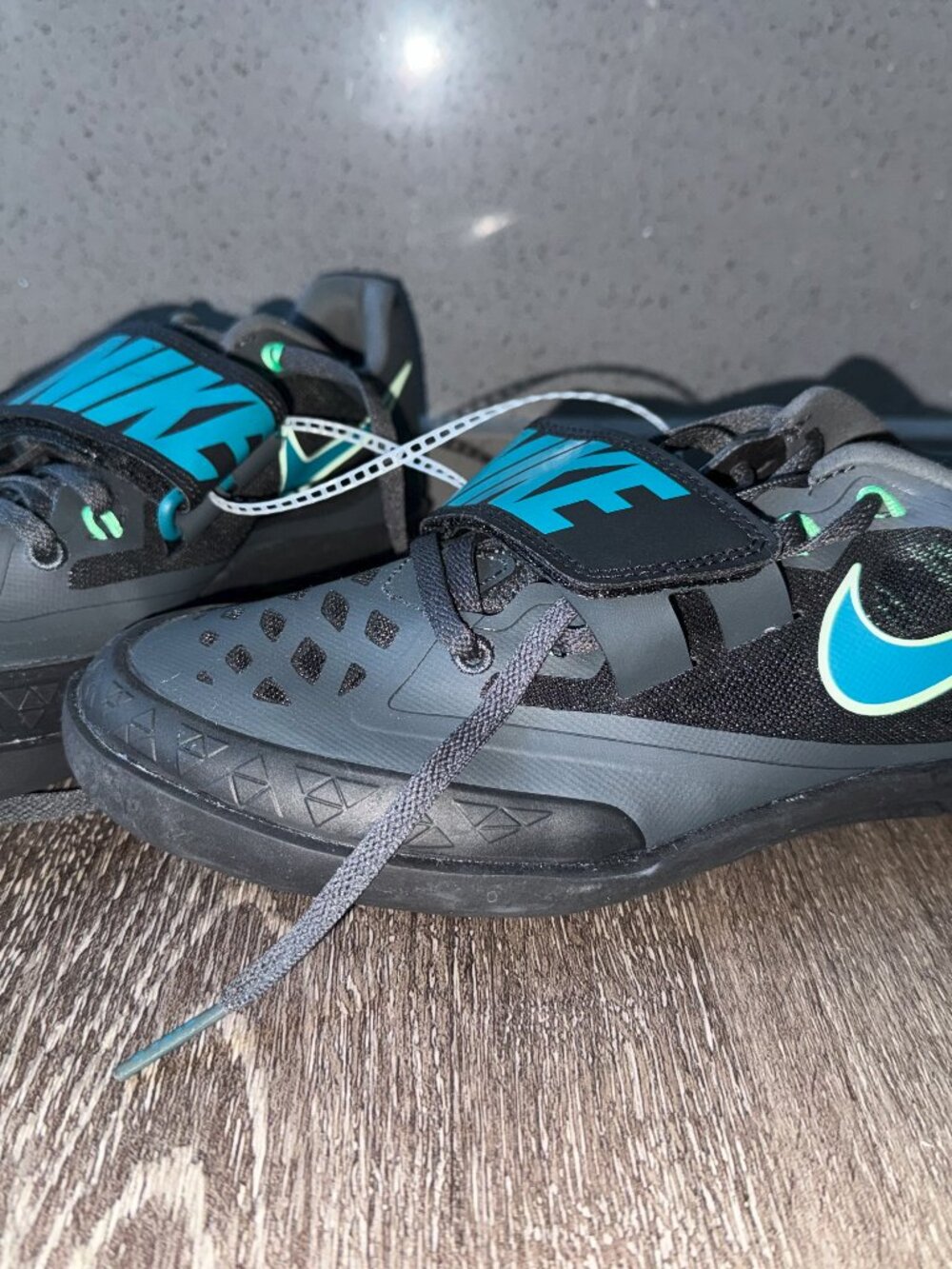 Nike Zoom SD 4 Low Top Lace-Up Hook & Loop Black Electric Algae Men’s US 5 NEW